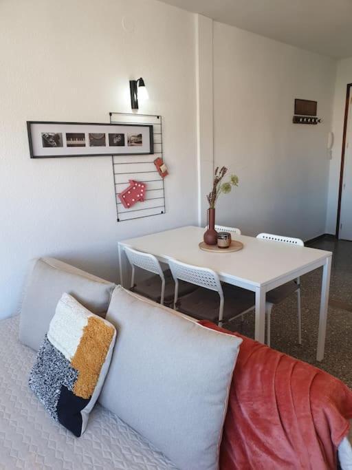 Somriu Apartament Fenals Platja Lloret de Mar Kültér fotó