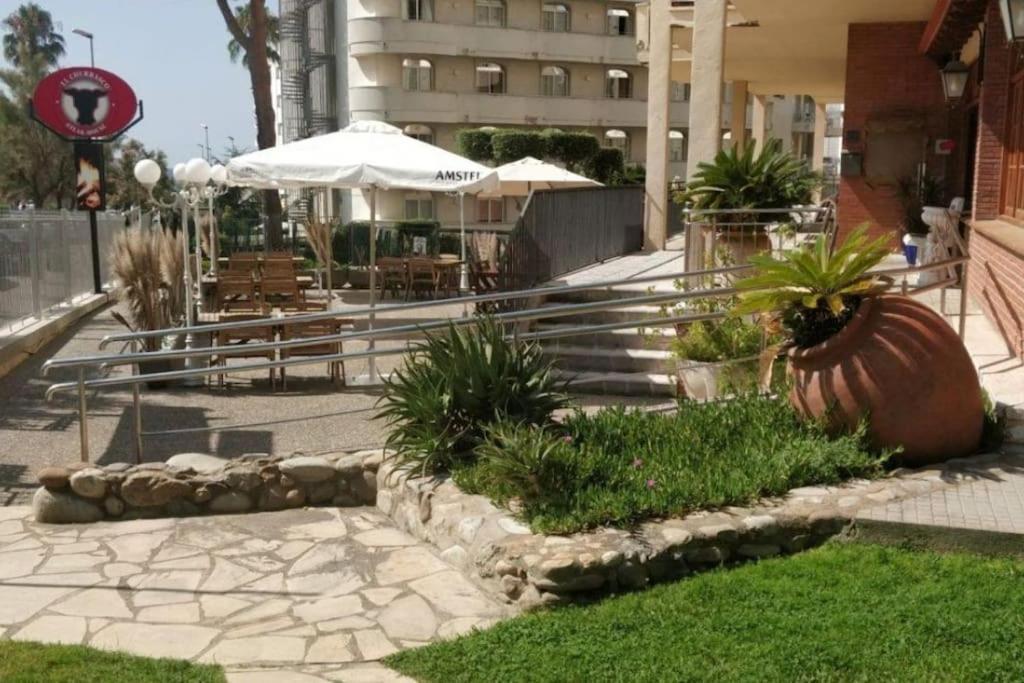 Somriu Apartament Fenals Platja Lloret de Mar Kültér fotó